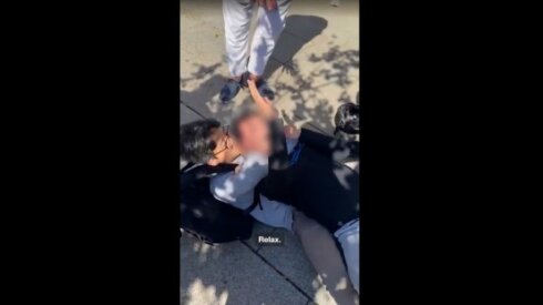 İspaniyada maraqlı hadisə: Çinli turist fotokamerasını oğurlamağa çalışan şəxsi "yerə sərdi"
