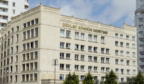 Gömrükdəki köhnə iddialar və kölgələr -
