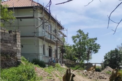 "Bir tərəfi erməni olan şəxs evimi əlimdən alıb" -