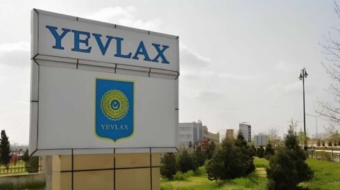 Yevlax sakini sağlamlıq problemi olan oğlunun qanunsuz olaraq hərbi xidmətə aparıldığını iddia edir - ŞİKAYƏT