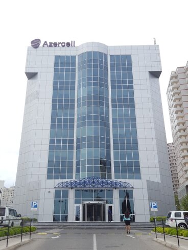 Azercell monopolist mövqeyi ilə bazarda rəqabət mühitinin olmasına imkan vermir.
