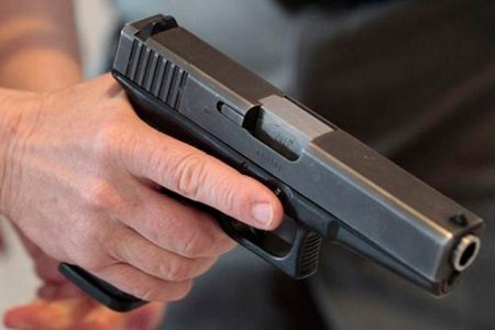 Bakıda iş adamı tapançalı “lotuların” göstərişi ilə 550 minə qol çəkib -