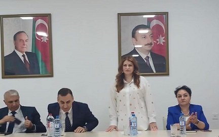 6 nömrəli poliklinikanın baş həkimi qanunsuzluqla məşğuldur - ŞİKAYƏT