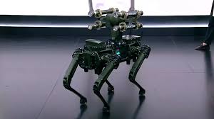 Türkiyə dünyada ilk raket atan robot iti təqdim etdi