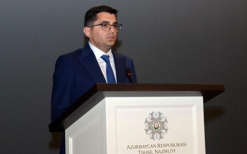 ﻿ Parlaq rektorun füsunkar təklifinə qoşulaq: Leninə qayıdırıq...