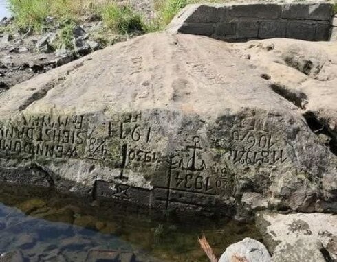 “Əgər məni görürsənsə, ağla.”