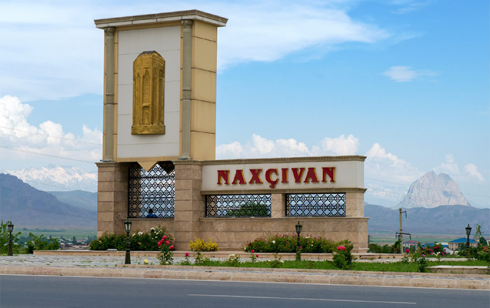 “Cahan Holdinq" və “Saf Ət" MMC-yə qarşı ŞOK İTTİHAMLAR - Naxçıvanda dönərdən kütləvi zəhərlənmənin gerçək səbəbləri / FOTOLAR
