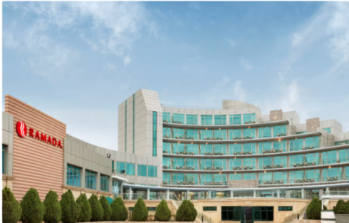 “Ramada” hotelindən Xəzərə birbaşa olaraq çirkab su axıdılır-Video