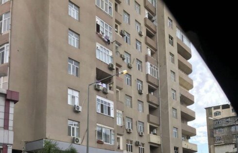 “Əzizbəy” MTK (“ETALON”) sakinlərdən çıxarış üçün arayışı 1000-1500 manata verir?